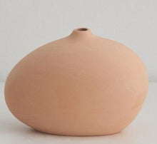 Load image into Gallery viewer, Blasket Ceramic Vase
